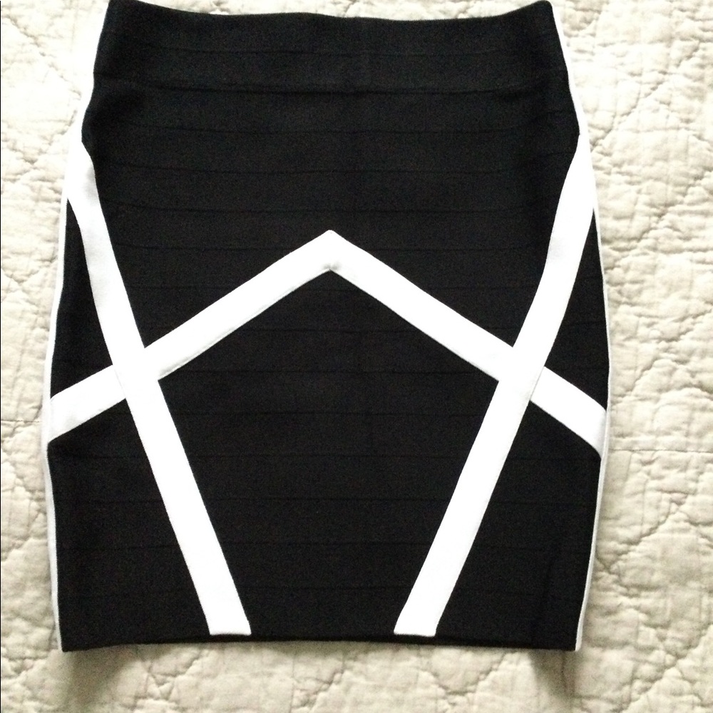 Marciano bandage skirt size M